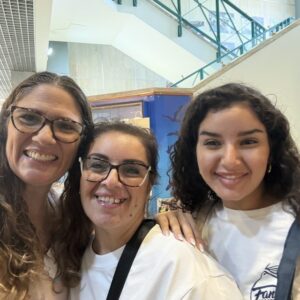 גבי עם אנשי חינוך